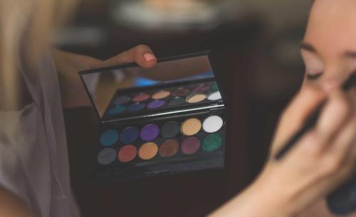 بهترین آموزشگاه آرایشگری در تهران