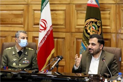 بکارگیری تجربیات ارتش در بومی سازی تجهیزات نرم افزاری وسخت افزاری