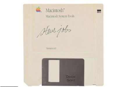 فلاپی دیسكی كه ۸۴ هزار دلار به فروش رسید