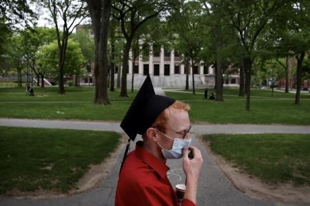 مخالفت شركتهای فناوری با ترامپ درباره لغو ویزای دانشجویان خارجی