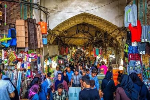 تصمیمی برای پشتیبانی از کم درآمدها